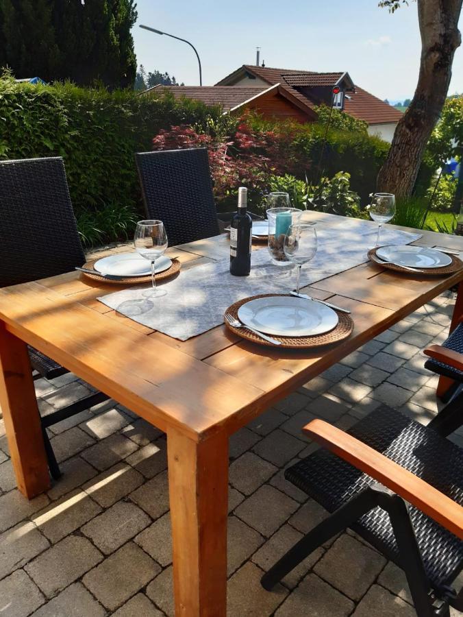 Stilvolles Apartment "Romantic" Neukirchen vorm Wald Экстерьер фото