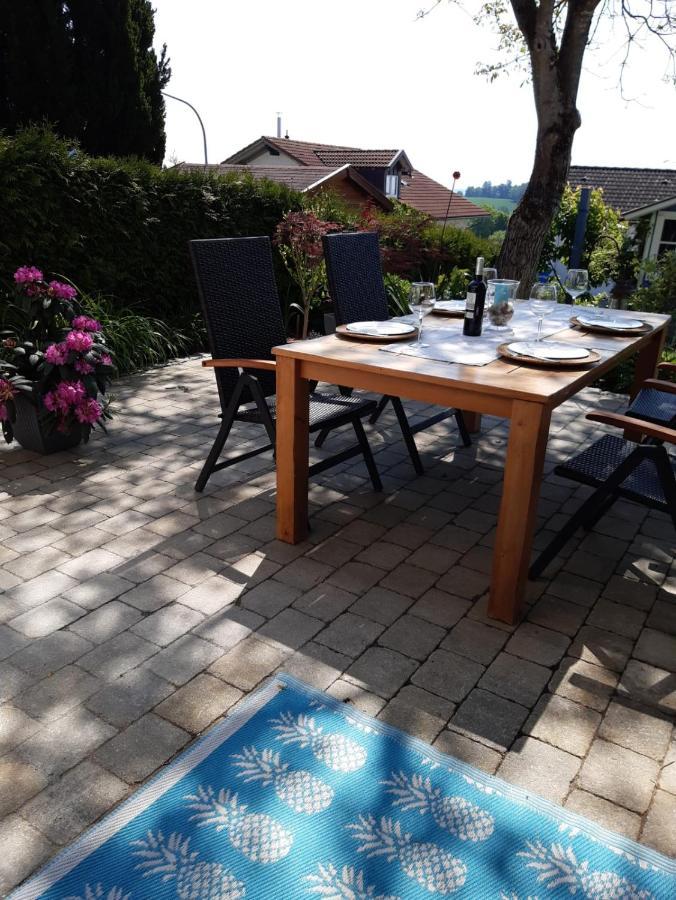 Stilvolles Apartment "Romantic" Neukirchen vorm Wald Экстерьер фото